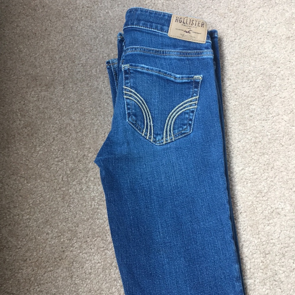 Hollister jeans